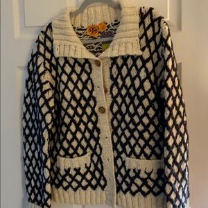 Tory Burch Bulky sweater cardigan NWOT attached